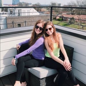 Meet your Posher, Brooke